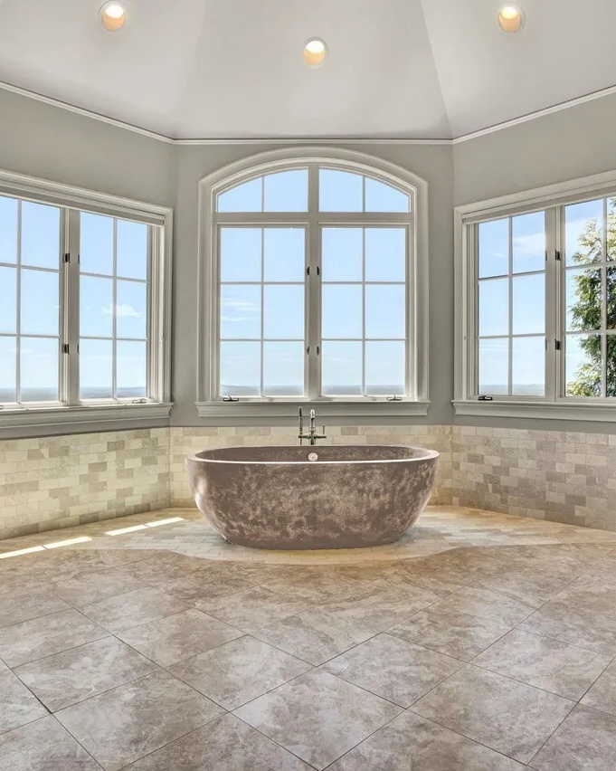 Luxury Freestanding Tub